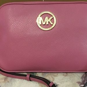 MK PURSE